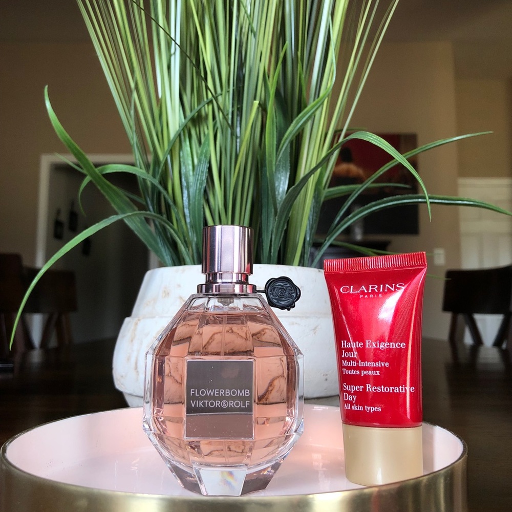 Flowerbomb fragrance